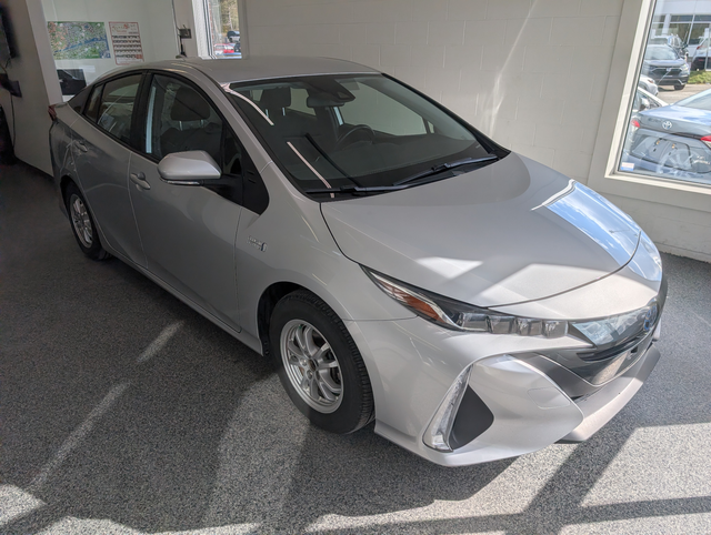 2022 Toyota Prius Prime BRANCHABLE, A/C, - Photo 4