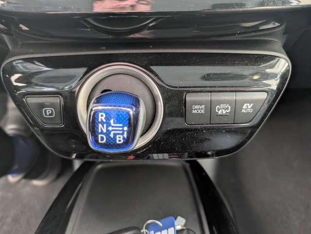 2022 Toyota Prius Prime BRANCHABLE, A/C, - Photo 12