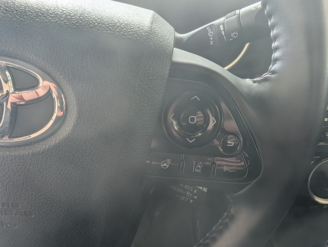 2022 Toyota Prius Prime BRANCHABLE, A/C, - Photo 15