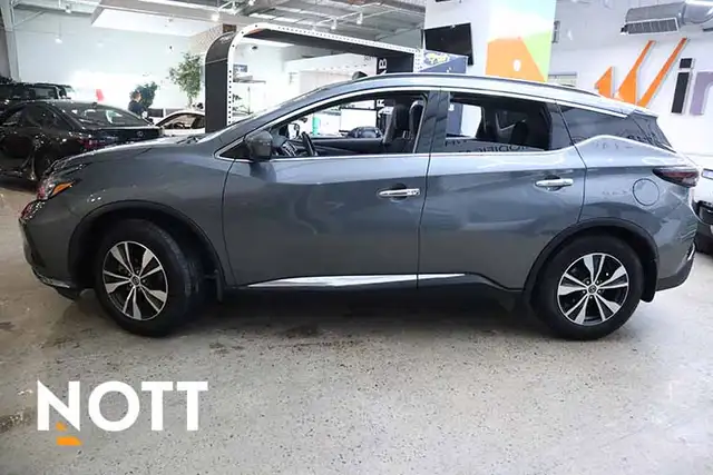 2020 NISSAN MURANO SV - Photo 2