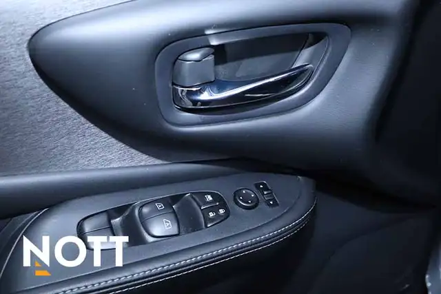 2020 NISSAN MURANO SV - Photo 12