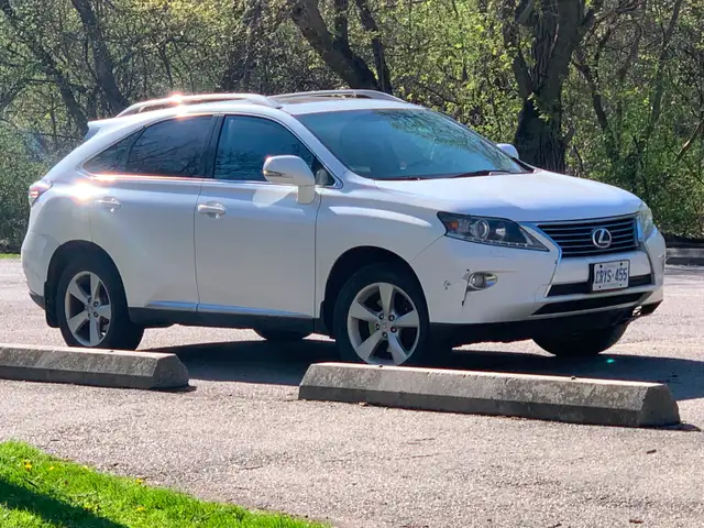 2013 Lexus RX 350 AWD – Luxury SUV – Well Maintained – $13,900 - Photo 4