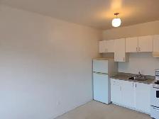 STUDIOS À LOUER / 1ER JUILLET/ COTES-DES-NEIGES/ PRÈS HEC, STE-J
