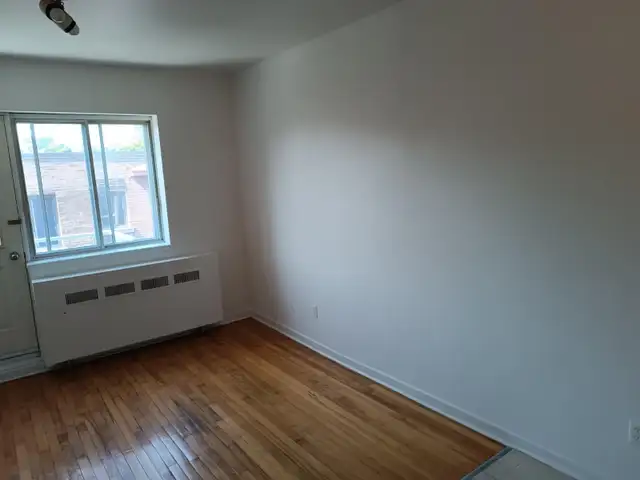 STUDIOS À LOUER / 1ER JUILLET/ COTES-DES-NEIGES/ PRÈS HEC, STE-J - Photo 3