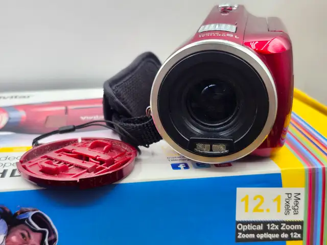 Vivitar 960HD Digital Video Recorder - 12.1 Megapixels - In Box - Photo 10