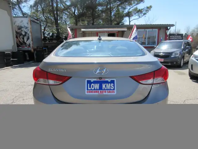 2013 Hyundai Elantra GL - Photo 8