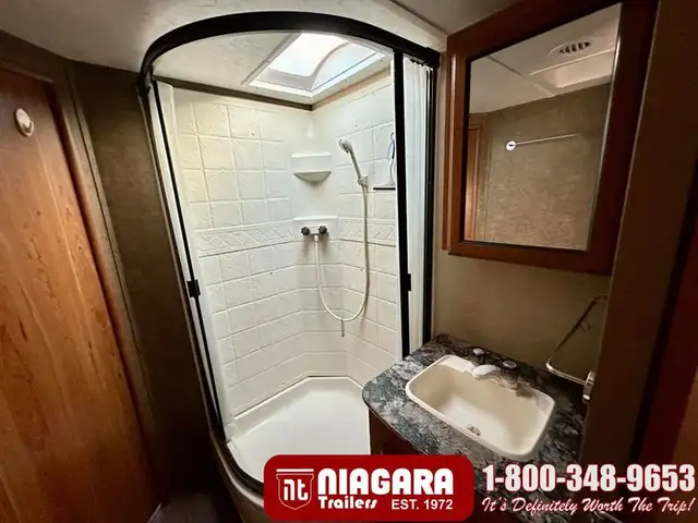 2017 STARCRAFT STARCRAFT 24RLS Travel Trailer - Photo 17