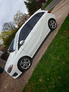 2015 Mercedes B250 Touring FWD
