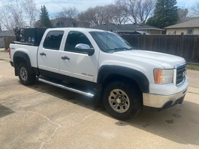 2010 GMC Sierra Welding Truck $13,000 obo