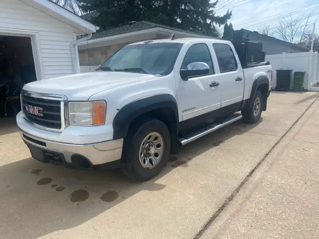 2010 GMC Sierra Welding Truck $13,000 obo - Photo 2