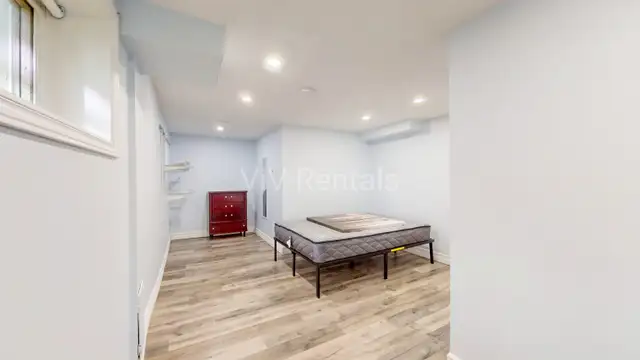 Room for rent - Photo 8