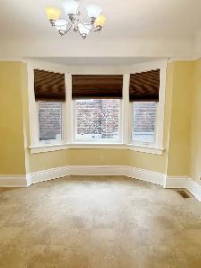 Large 1-Bedroom Main Floor Unit $1650 -Victoria park Stn. - Photo 3