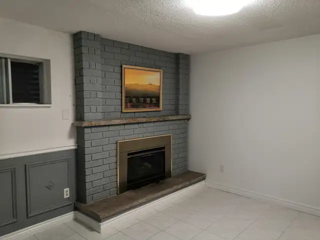 New separate entrance BSM $2000 @Dufferin & Steeles - Photo 4
