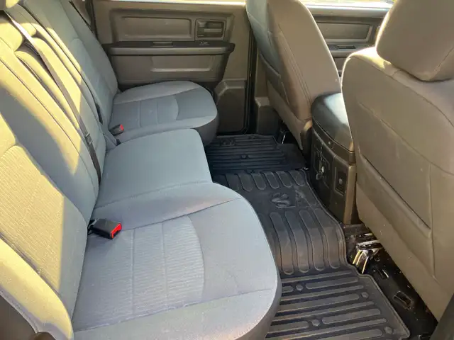 2023 RAM 1500 classic crew cab - Photo 5