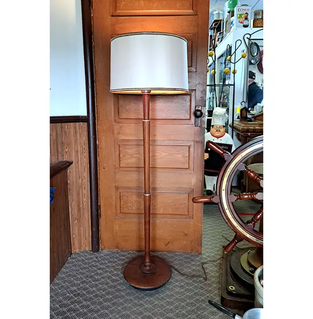 MID CENTURY MODERN TEAK FLOOR LAMP, VINTAGE FILM PROP