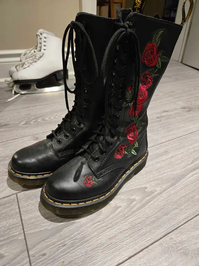 Dr.Martens Vintage boots New