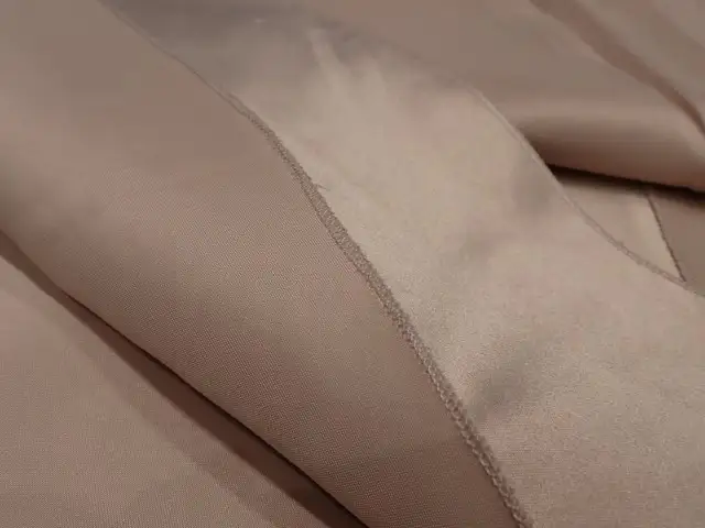 Champagne Table Linens - Photo 4