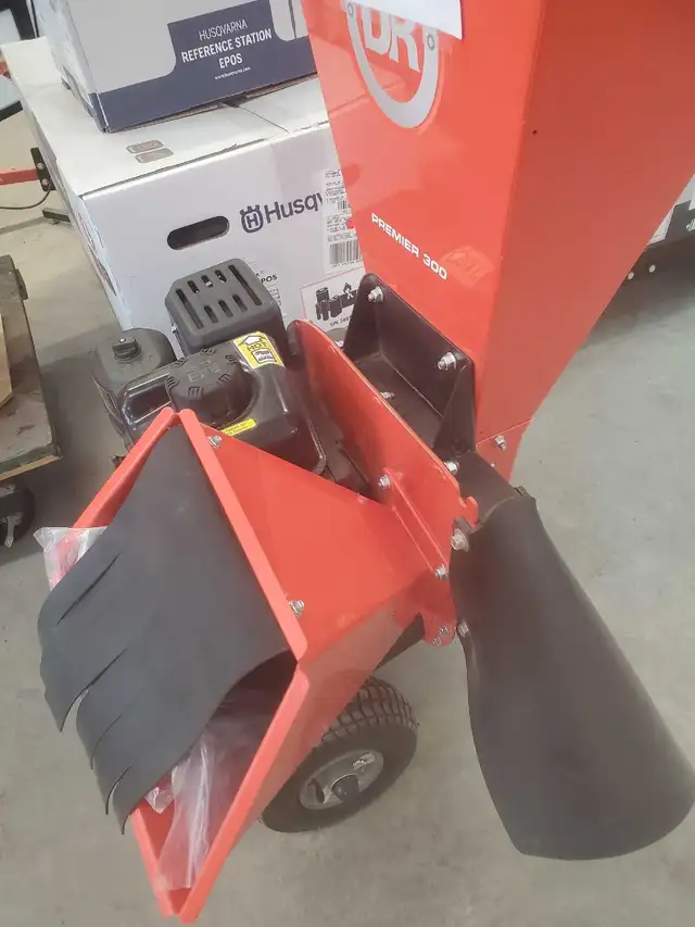 DR POWER PREMIER 300 WOOD CHIPPER - Photo 4