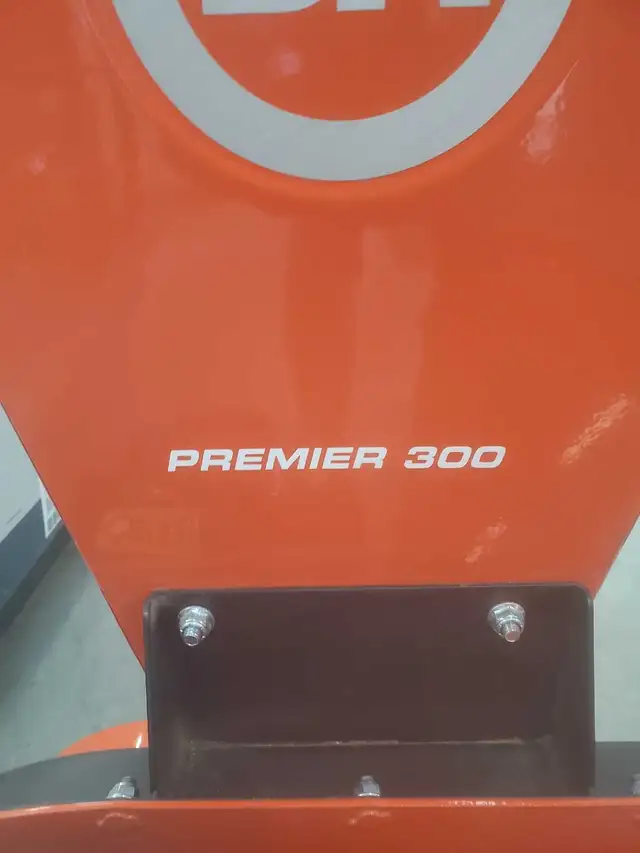 DR POWER PREMIER 300 WOOD CHIPPER - Photo 6