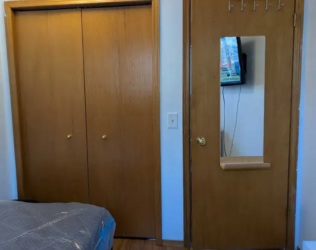 ROOM FOR RENT - Photo 7