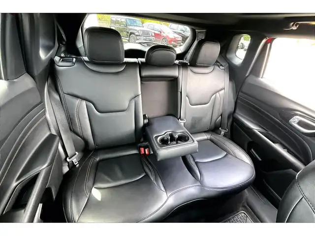 2022 Jeep Compass Limited RED Edition | Sun & Sound | 4x4 - Photo 27
