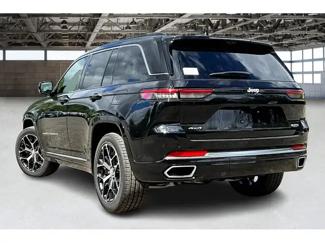 2025 Jeep Grand Cherokee SUMMIT RESERVE | Lux Tech 5 | Adv Pro T - Photo 3