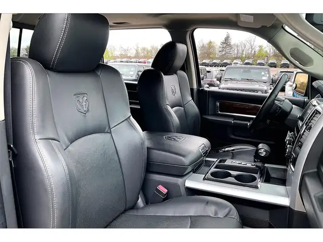 2011 Ram 1500 Laramie Crew | AS IS | 4X4 - Photo 7