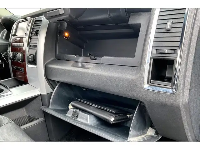 2011 Ram 1500 Laramie Crew | AS IS | 4X4 - Photo 16