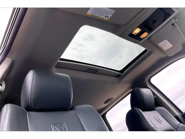 2011 Ram 1500 Laramie Crew | AS IS | 4X4 - Photo 17
