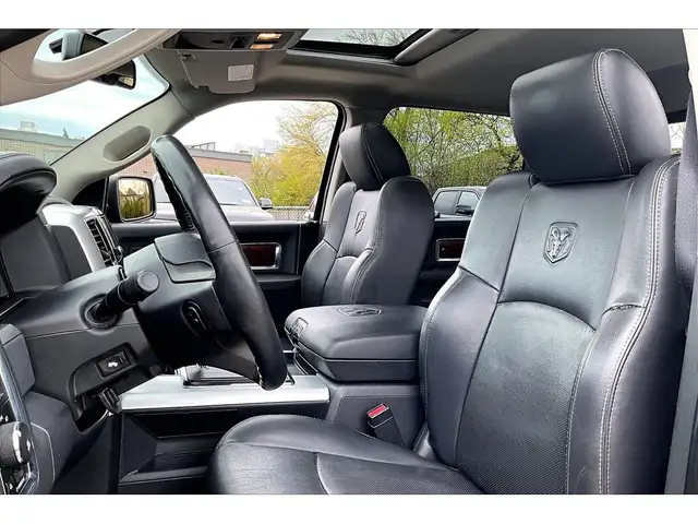 2011 Ram 1500 Laramie Crew | AS IS | 4X4 - Photo 25