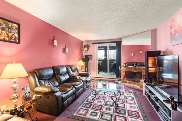 Beautifully Maintained 2bdrm Condo. Spacious & Functional Layout - Photo 4