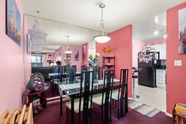 Beautifully Maintained 2bdrm Condo. Spacious & Functional Layout - Photo 7