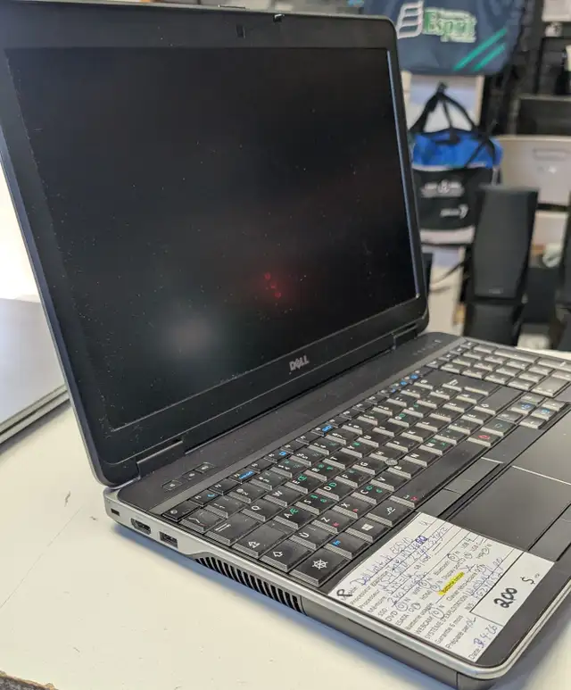 Dell Latitude E6540 15,6po i5 Batterie neuve 16Go RAM SSD 240Go