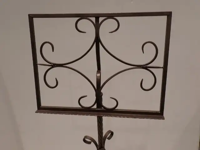 Metal Music Stand - Photo 3