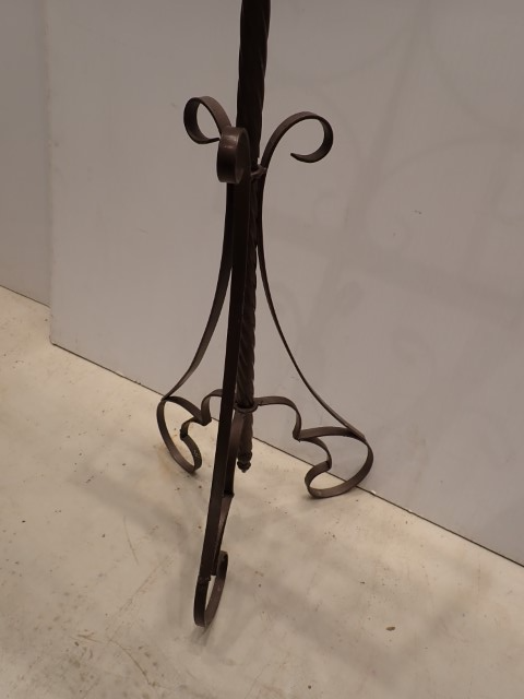 Metal Music Stand - Photo 5