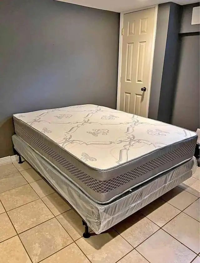 Queen Mattress Comfort Foam Layer Included - Photo 4