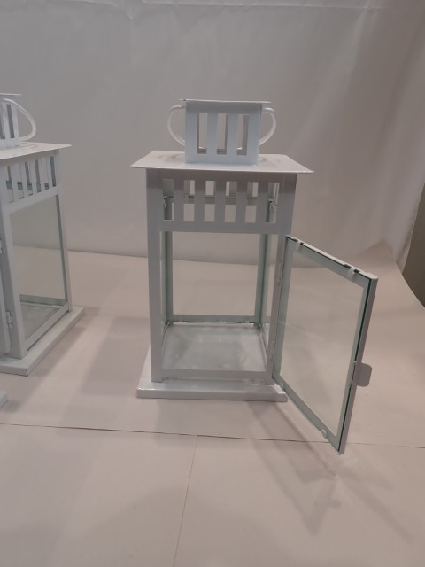 White Lanterns - Photo 5