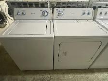 Laveuse sécheuse traditionnelles blanches Amana