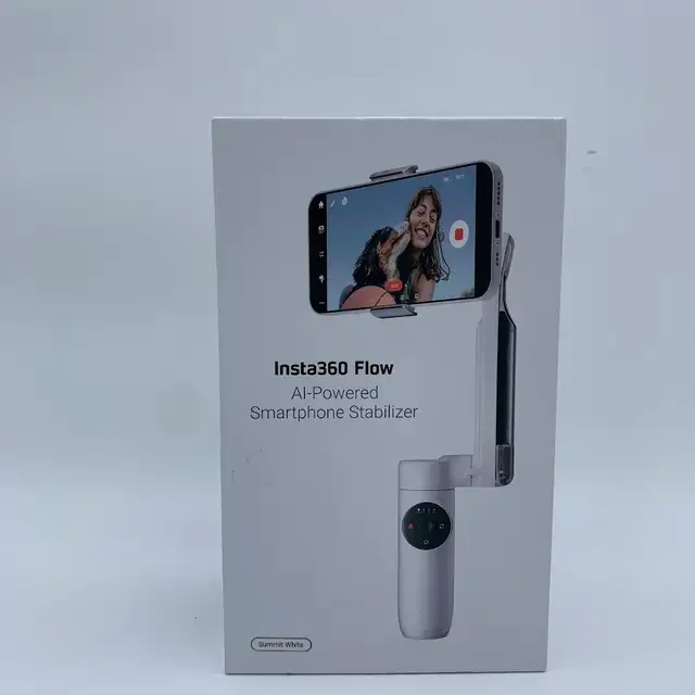 Insta360 Flow AI-Powered 3-Axis Smartphone Gimbal Stabilizer - Photo 2