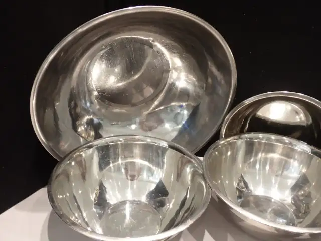 Assorted Stainless Steel Mixing bowls - Photo 2