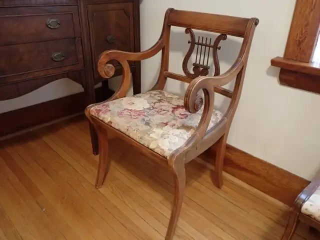 Harp-Back Dining Chairs - Photo 6