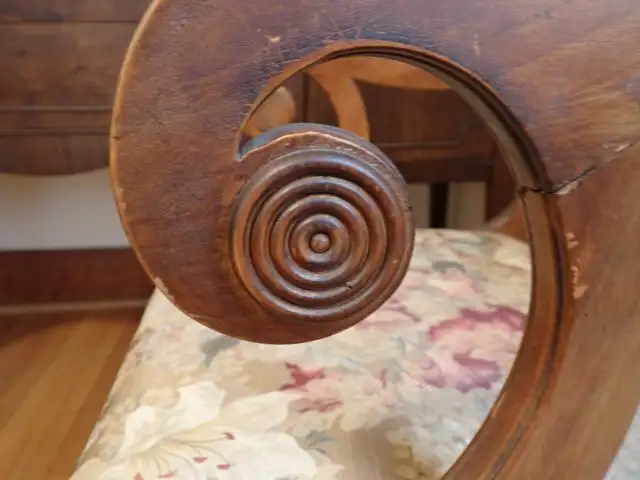 Harp-Back Dining Chairs - Photo 8