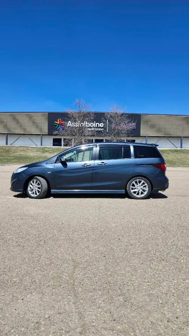 2011 Mazda 5/Premacy, Safetied JDM - Photo 2