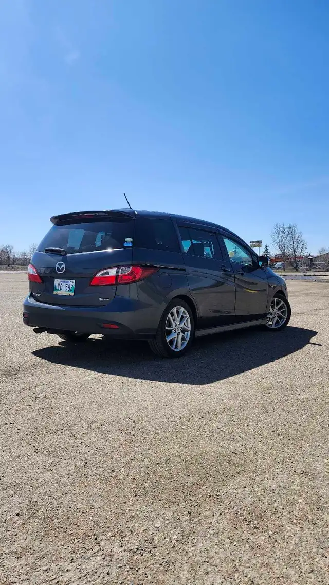 2011 Mazda 5/Premacy, Safetied JDM - Photo 3