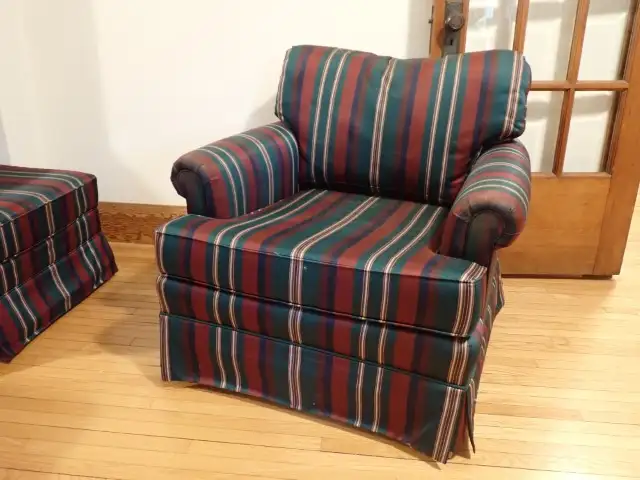Vintage Style Armchair - Photo 2