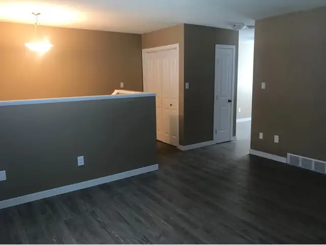 Nice family duplex-3 bedrooms-King George/Holiday Park location - Photo 2