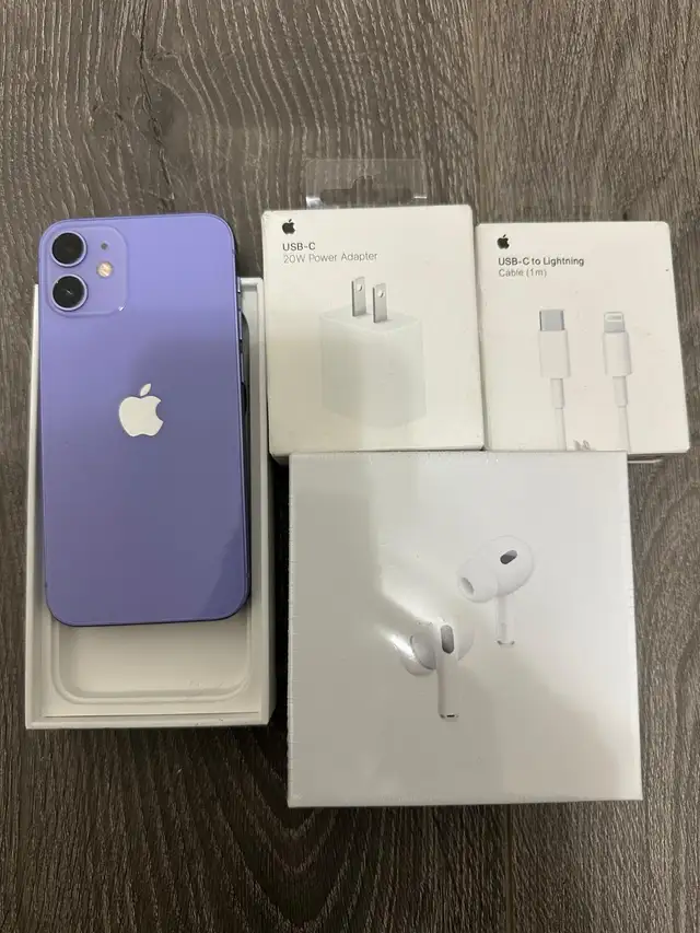 iPhone 12 MINI 256GB Unlocked - Mint Condition!