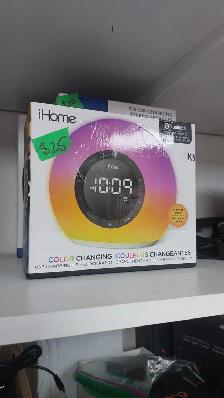 Speaker - Wireless IHOME IPB915B COLOR CHG BT BOOMBOX