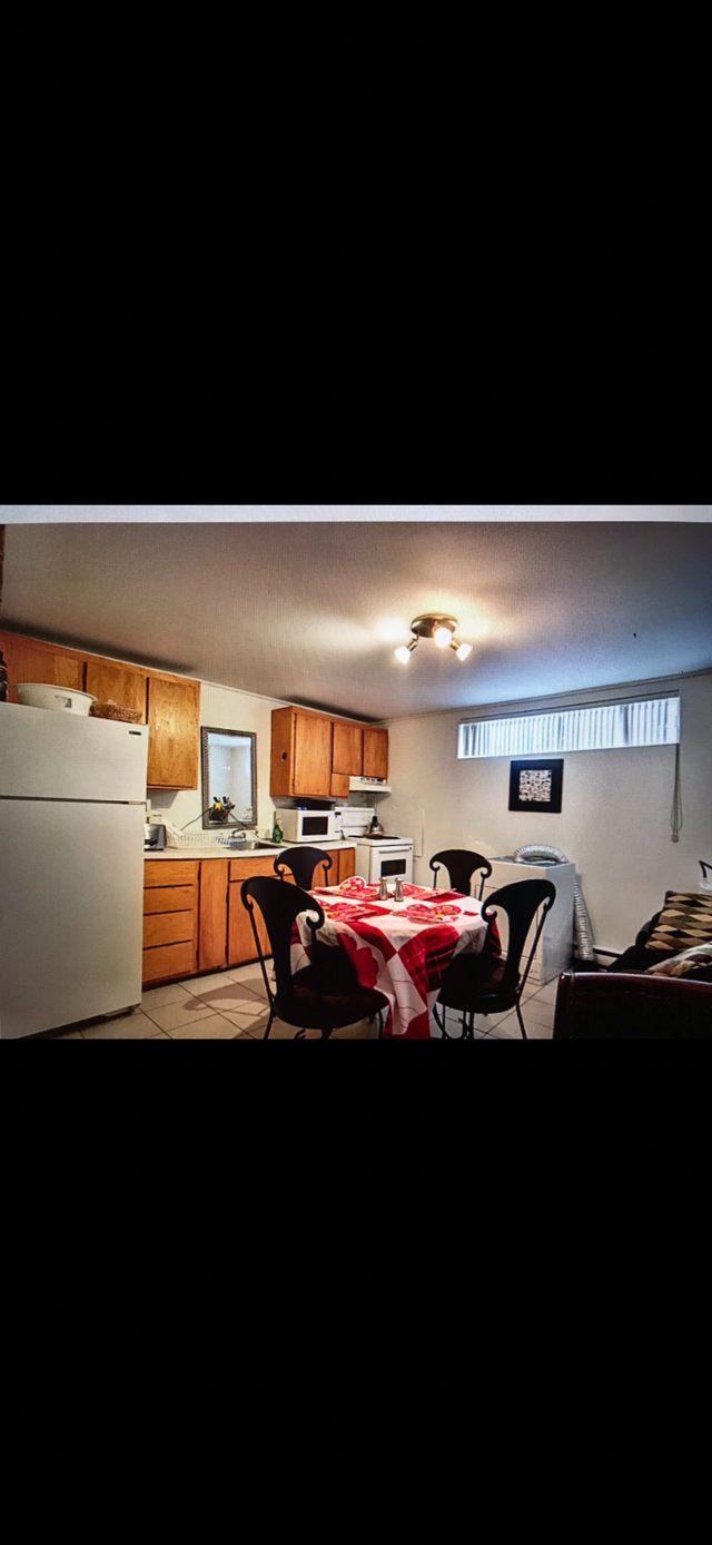 Un spacieux 4 1/2 chauffage et électricité inclus$1,375 - Photo 4