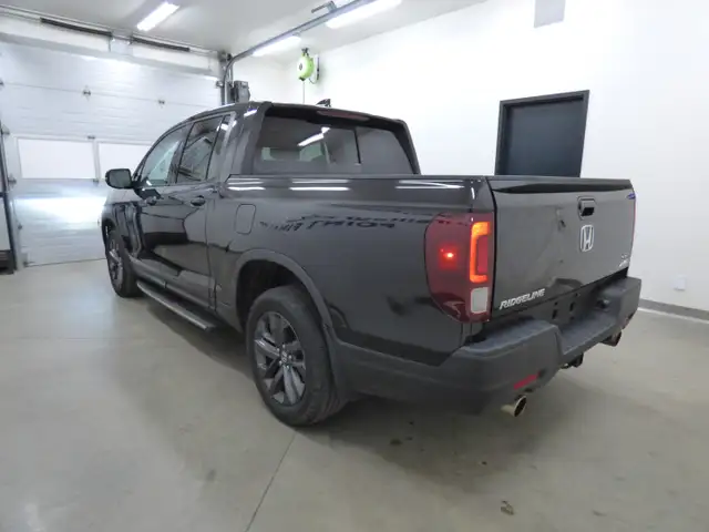 2022 HONDA RIDGELINE SPORT 4WD, CARPLAY, TOIT, JAMAIS ACCIDENTÉ! - Photo 2